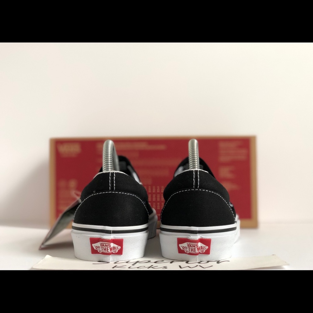 Vans Classic Slip-On (Tm Glow Skulls) “Black/White” - Picture 4 of 11
